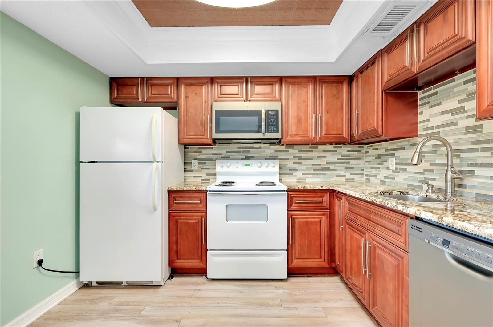 460 BASE AVE E #122, VENICE, FL, 34285
