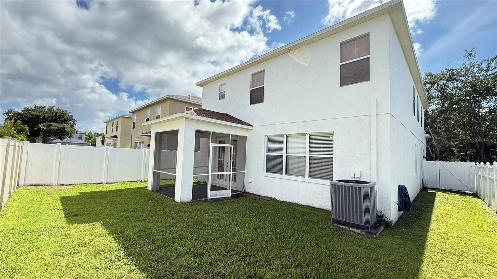 9118 MIRAH WIND PL, LAND O LAKES, FL, 34638