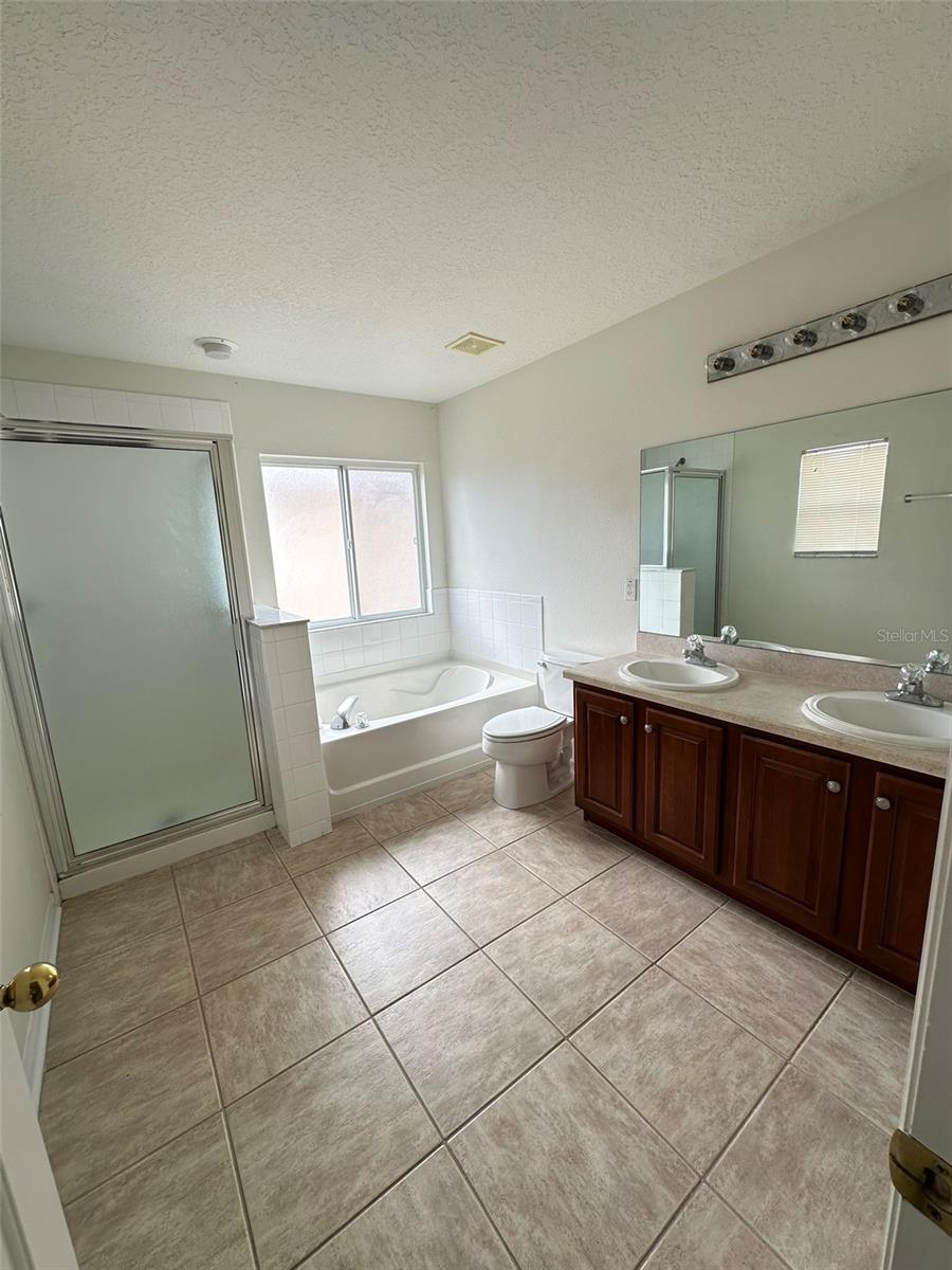 9118 MIRAH WIND PL, LAND O LAKES, FL, 34638