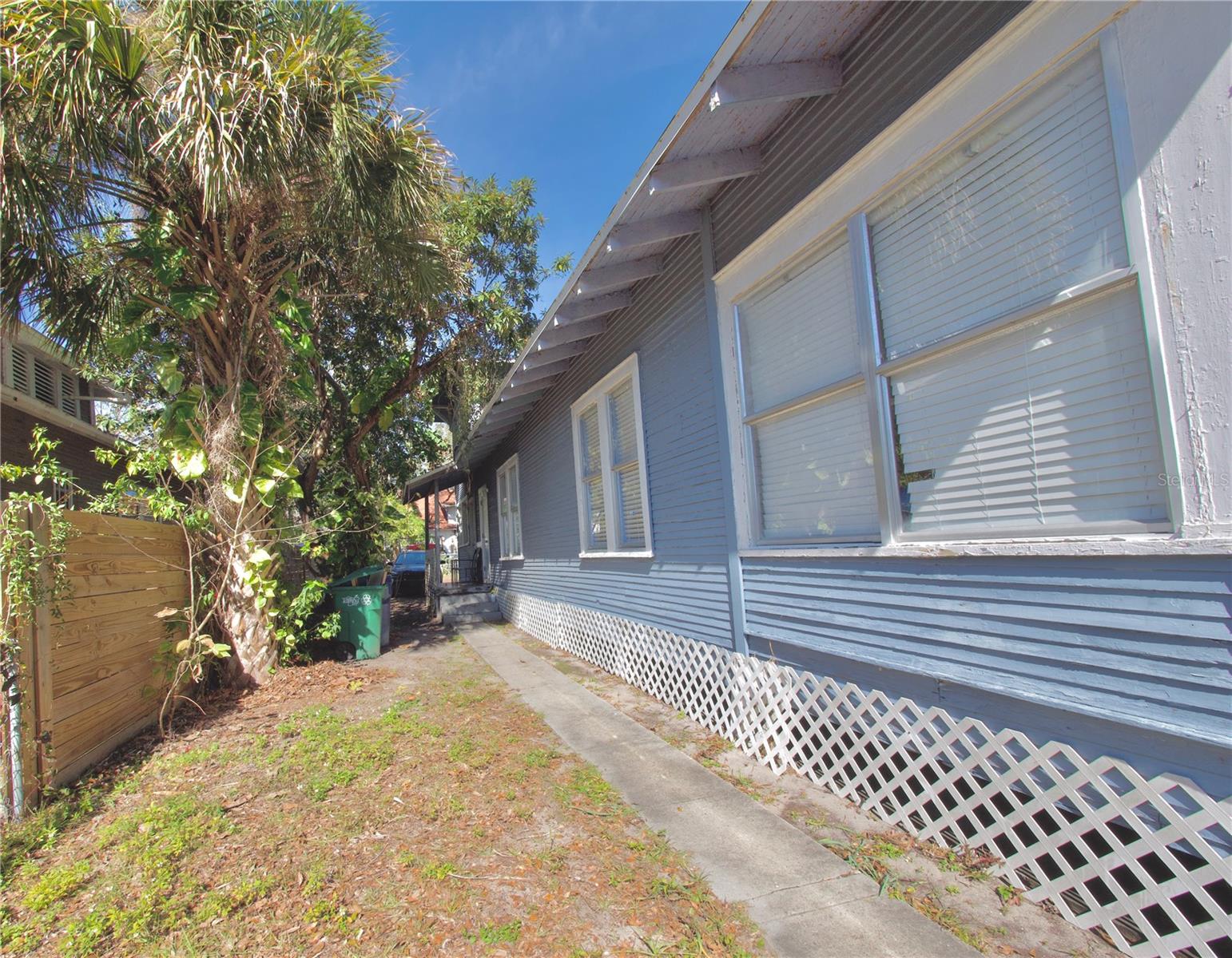 1004 E 22ND AVE, TAMPA, FL, 33605