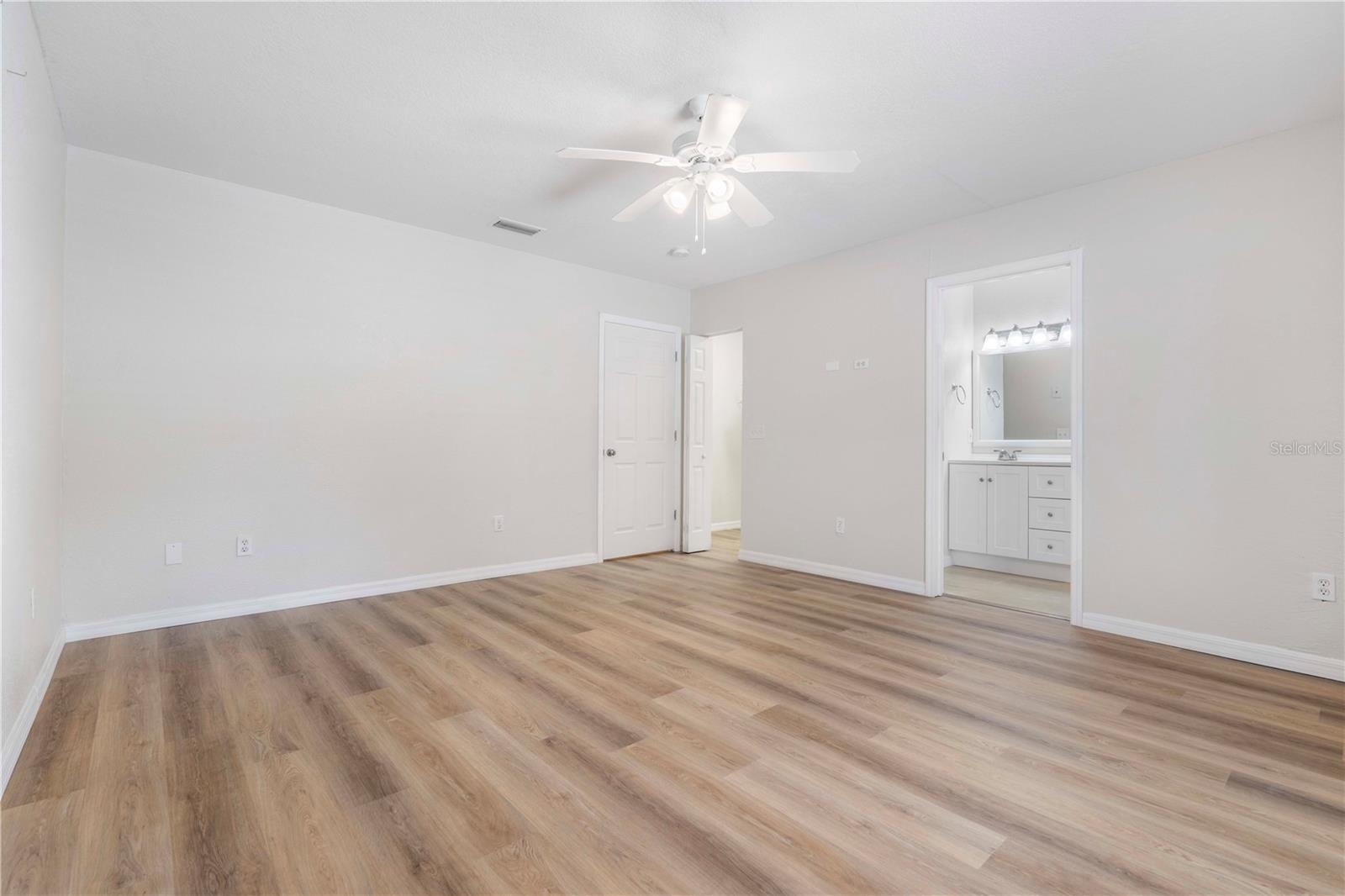 4020 S WEST SHORE BLVD, TAMPA, FL, 33611