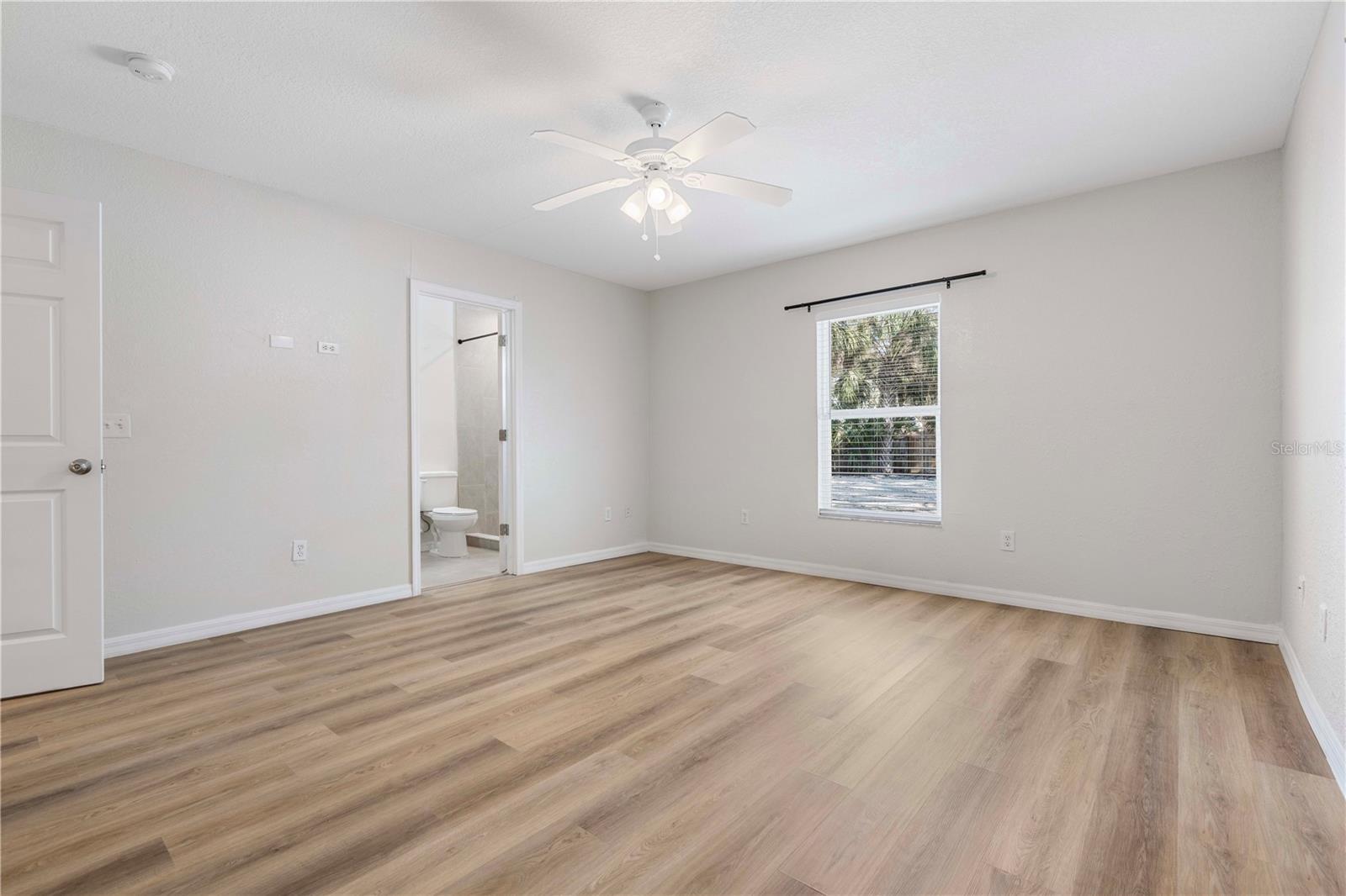 4020 S WEST SHORE BLVD, TAMPA, FL, 33611