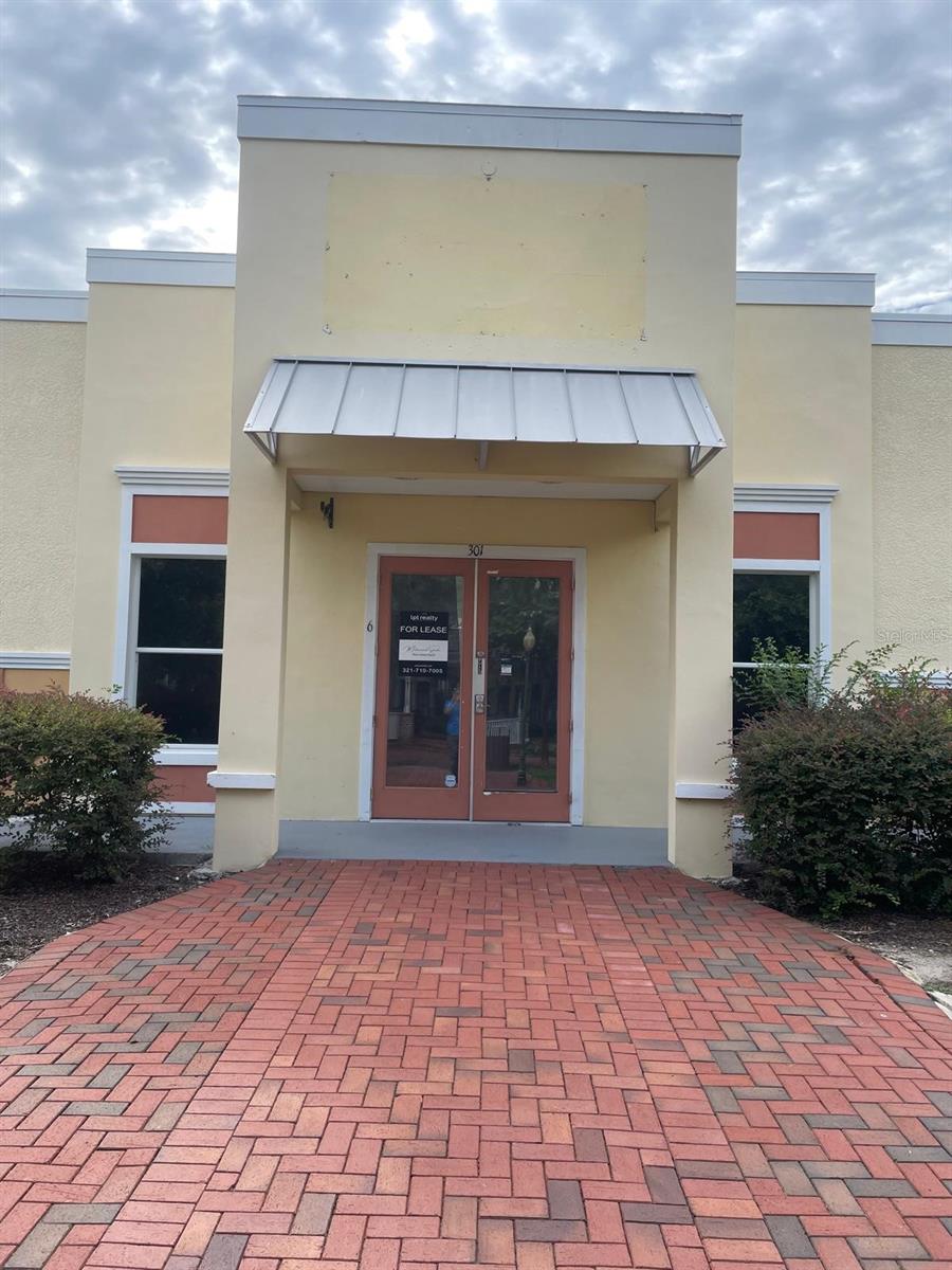 301 W BAY DR #6, LARGO, FL, 33770