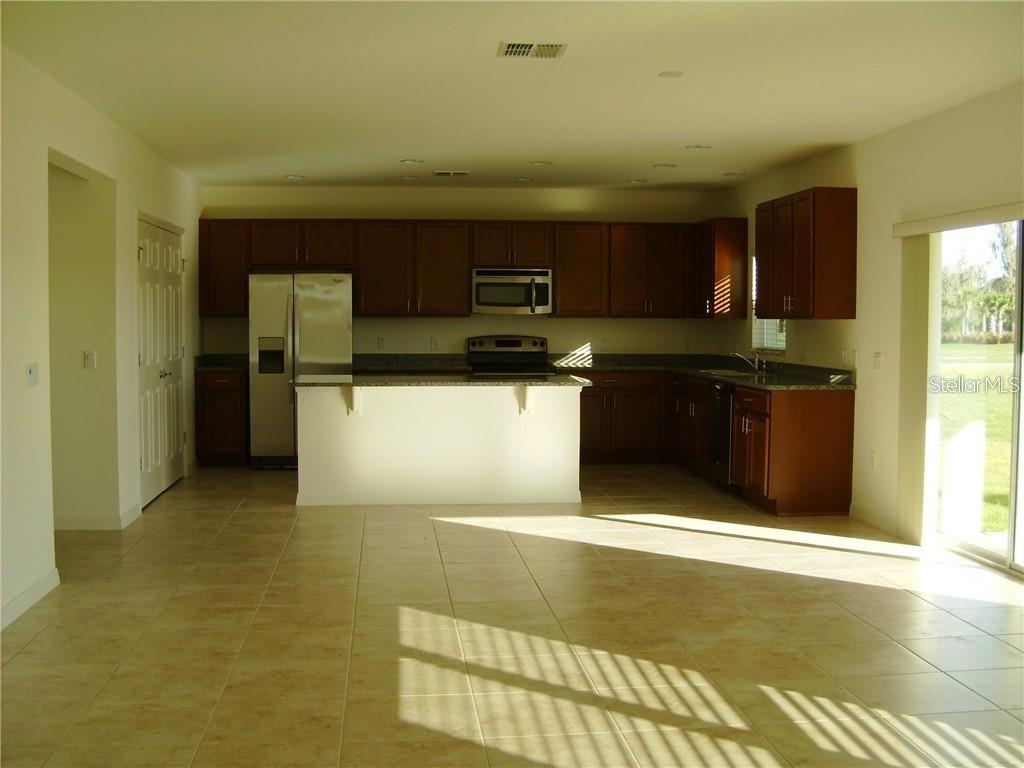 2239 CYPRESS LAKE PL, KISSIMMEE, FL, 34758