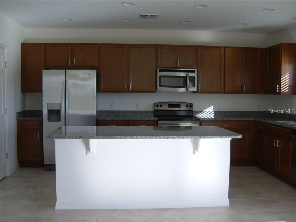 2239 CYPRESS LAKE PL, KISSIMMEE, FL, 34758