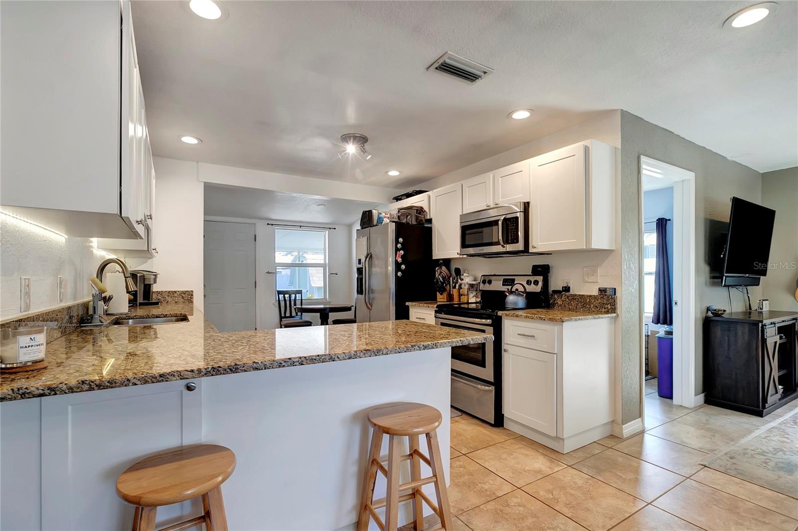 5211 2ND AVE S, ST PETERSBURG, FL, 33707