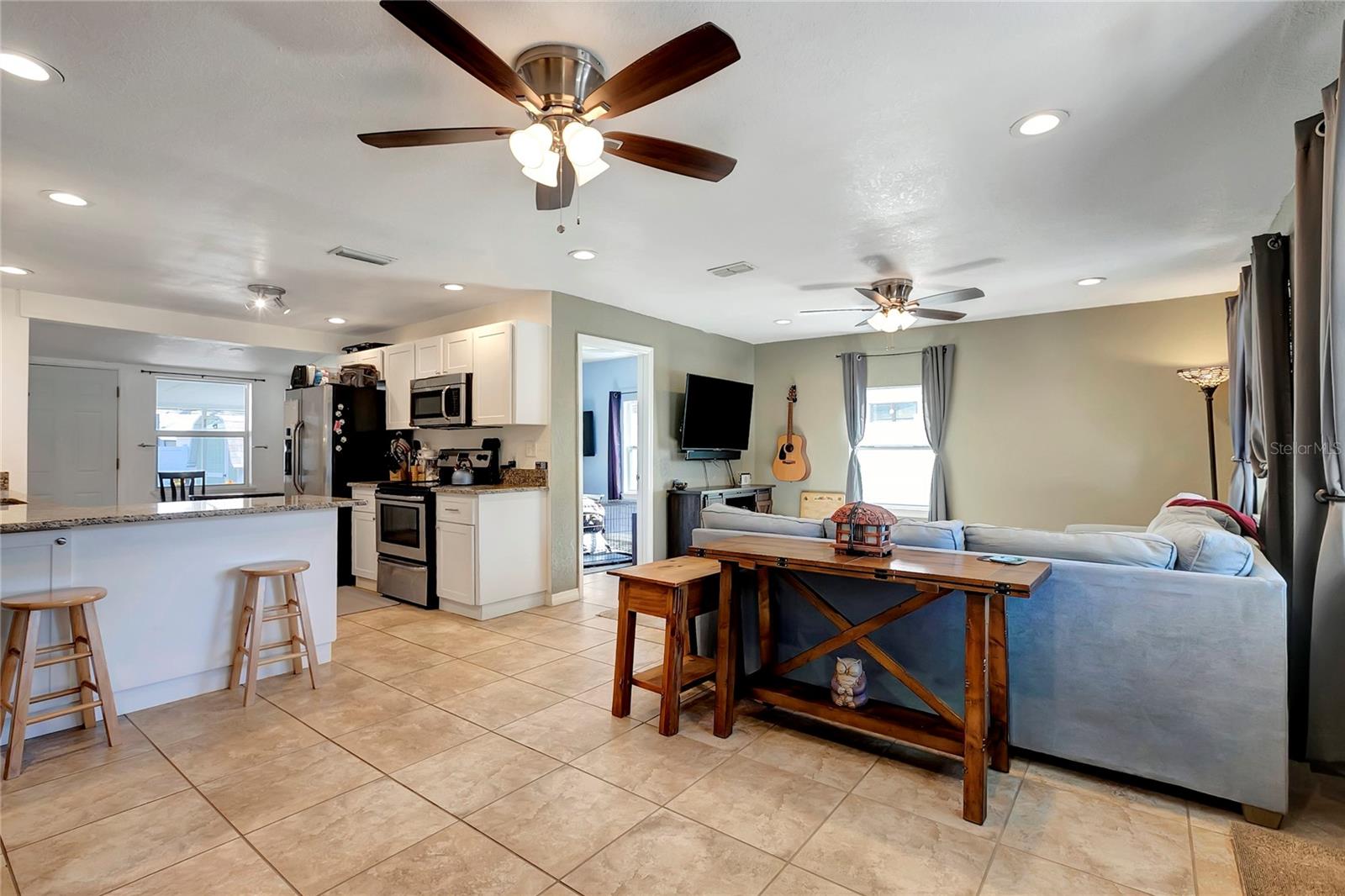 5211 2ND AVE S, ST PETERSBURG, FL, 33707