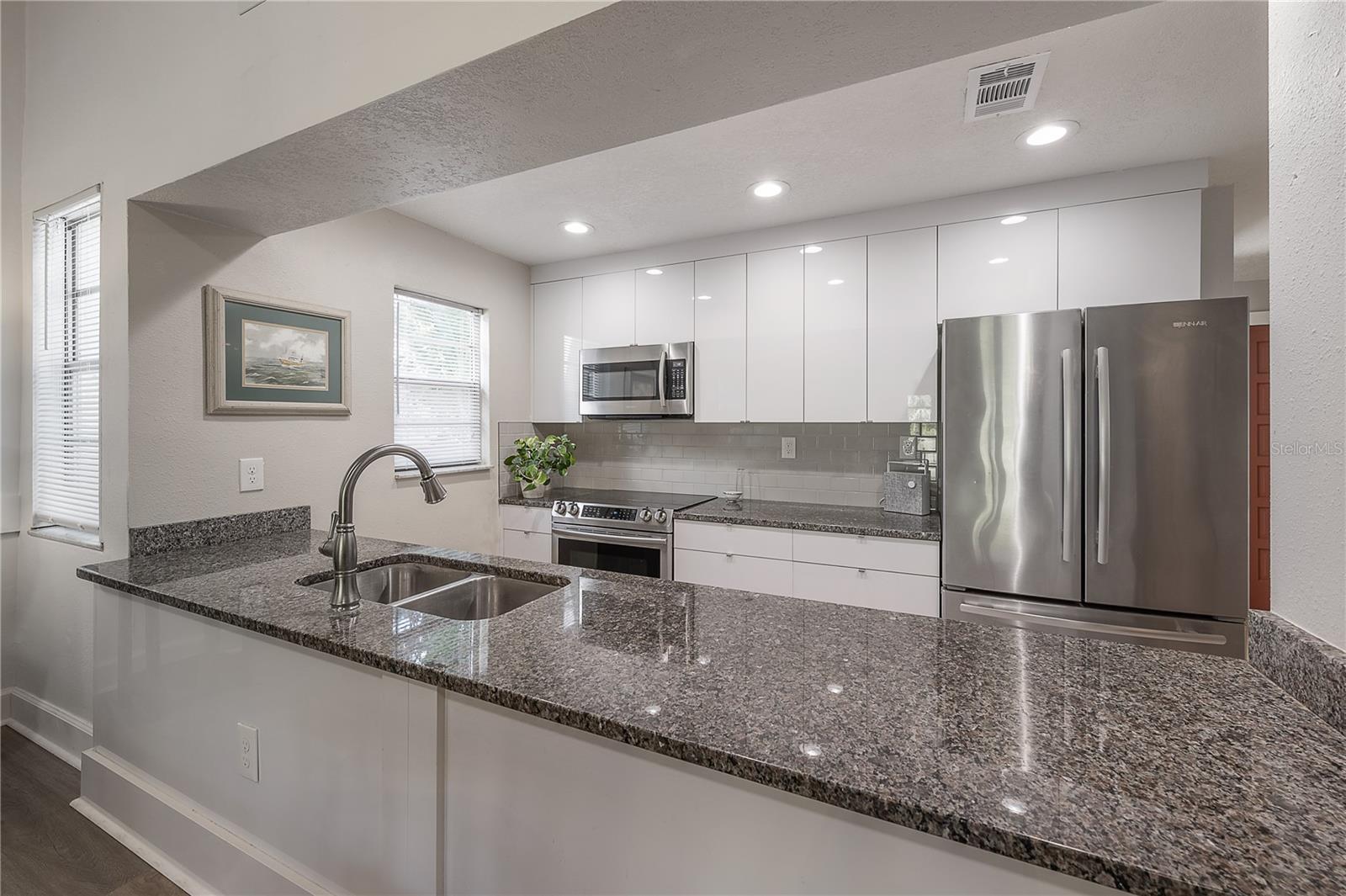 807 W MINNEHAHA ST, TAMPA, FL, 33604