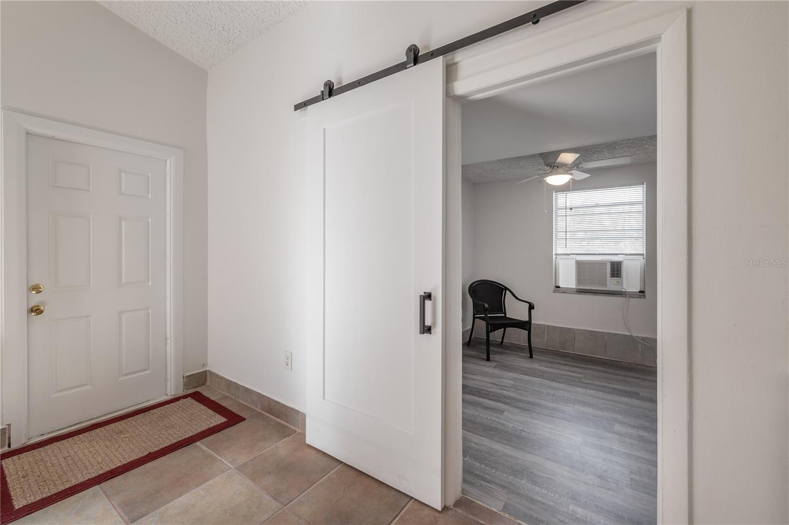 807 W MINNEHAHA ST, TAMPA, FL, 33604