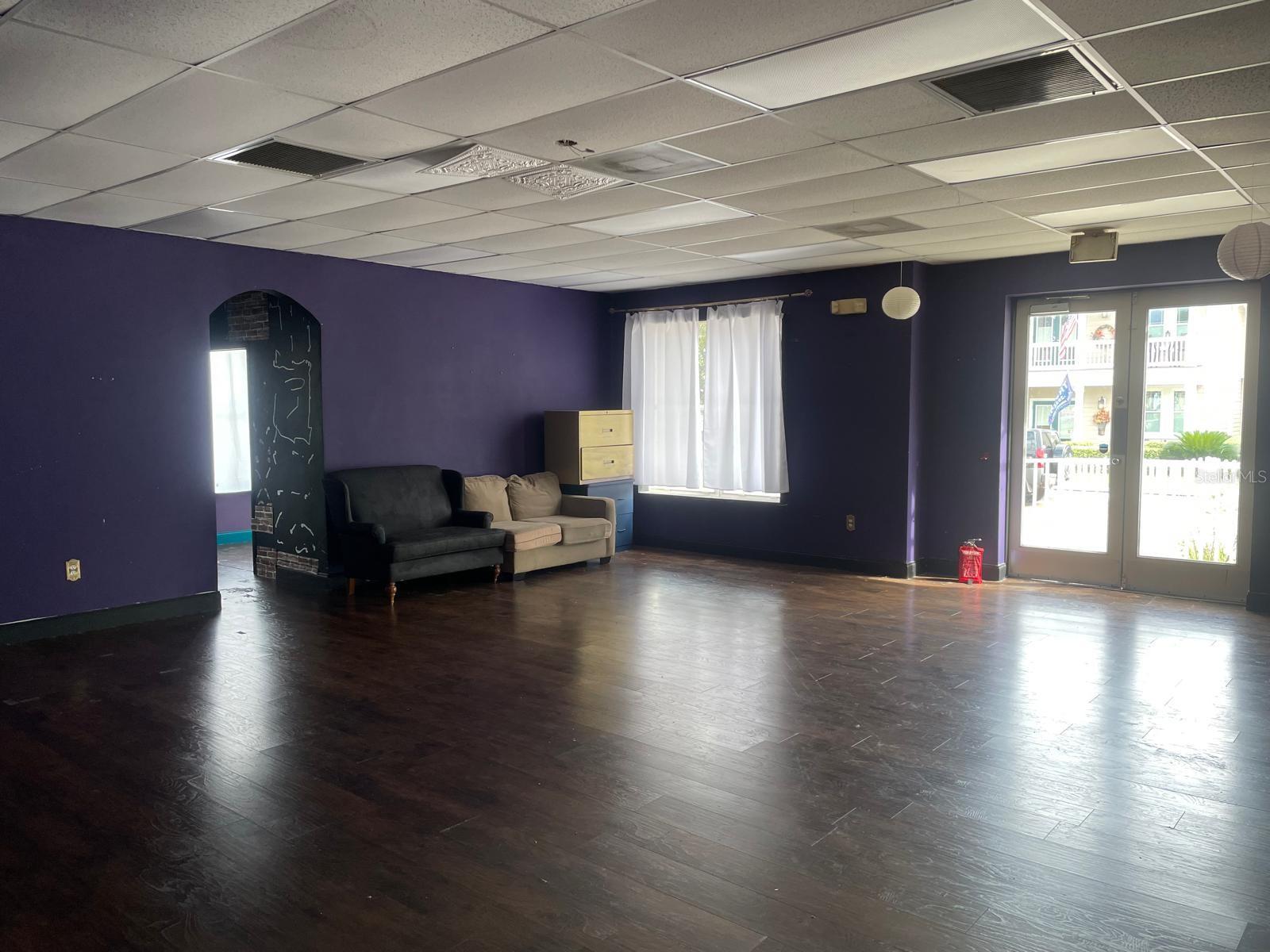 301 W BAY DR #7, LARGO, FL, 33770