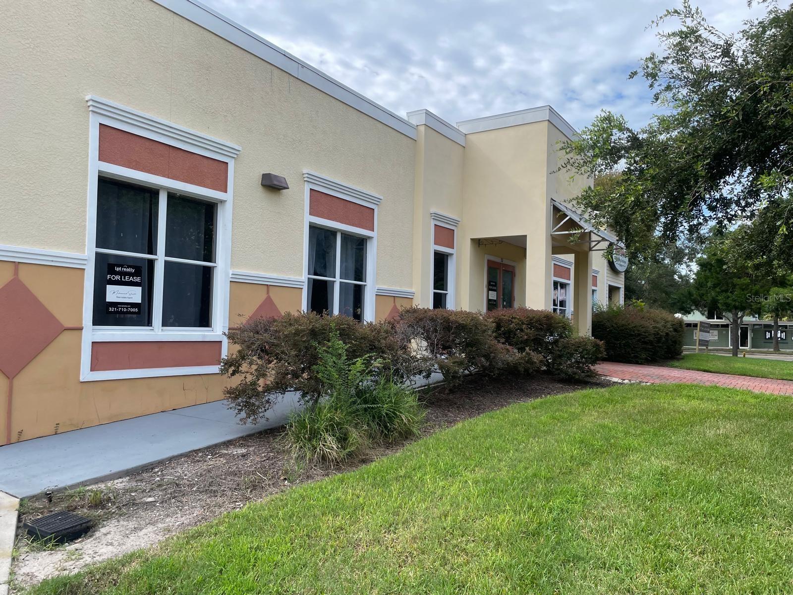 301 W BAY DR #7, LARGO, FL, 33770