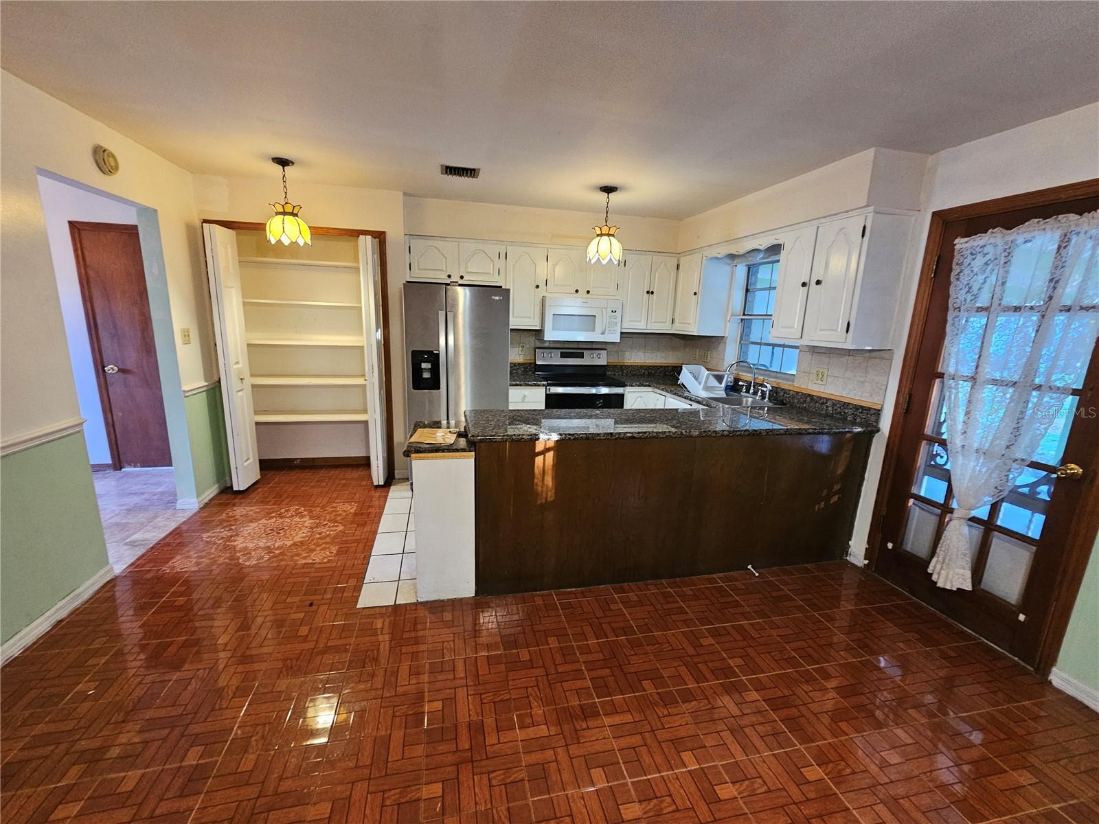 29 LONESOME PINE TRL, YALAHA, FL, 34797