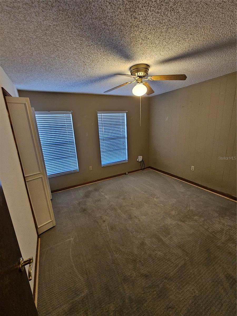 29 LONESOME PINE TRL, YALAHA, FL, 34797