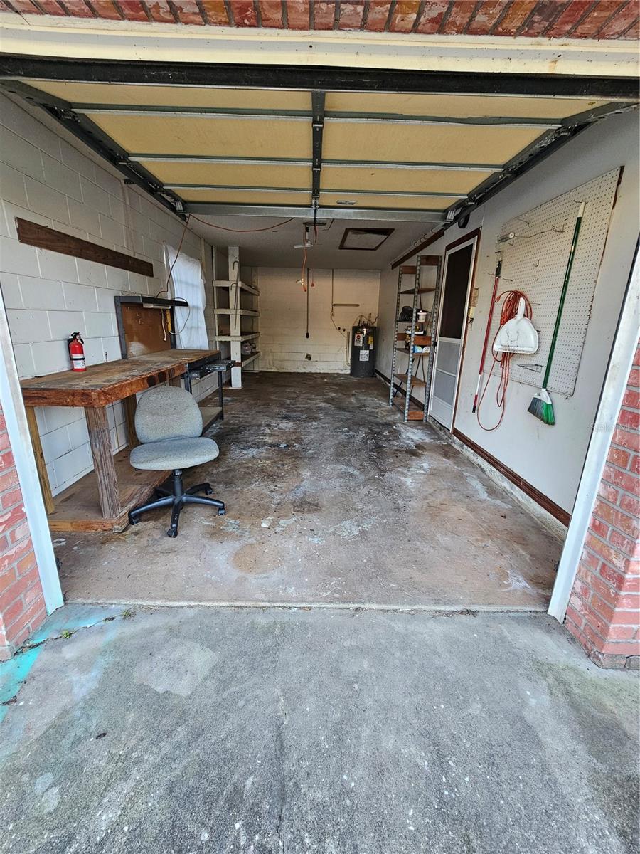 29 LONESOME PINE TRL, YALAHA, FL, 34797
