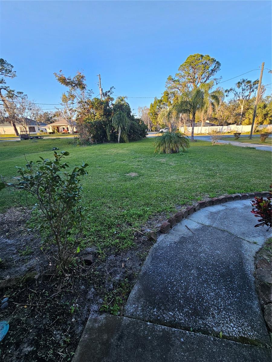 29 LONESOME PINE TRL, YALAHA, FL, 34797