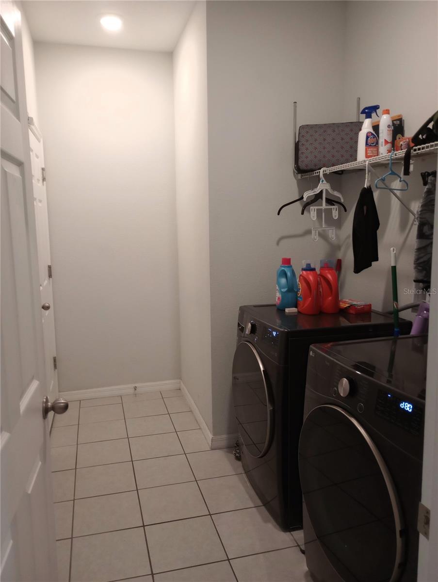 37030 LAKE OVERLOOK DR, GRAND ISLAND, FL, 32735