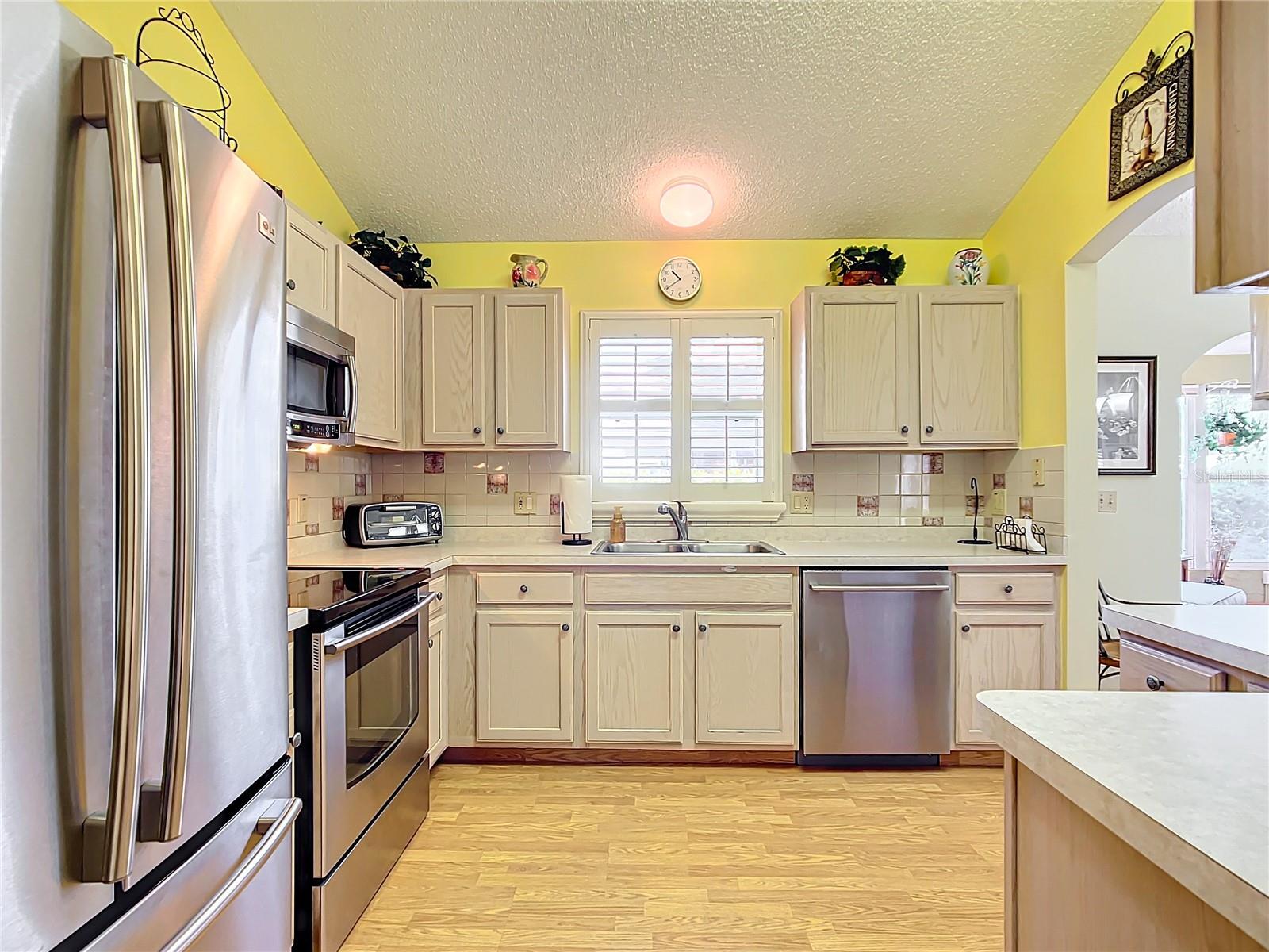 901 PASADENA WAY, LADY LAKE, FL, 32159