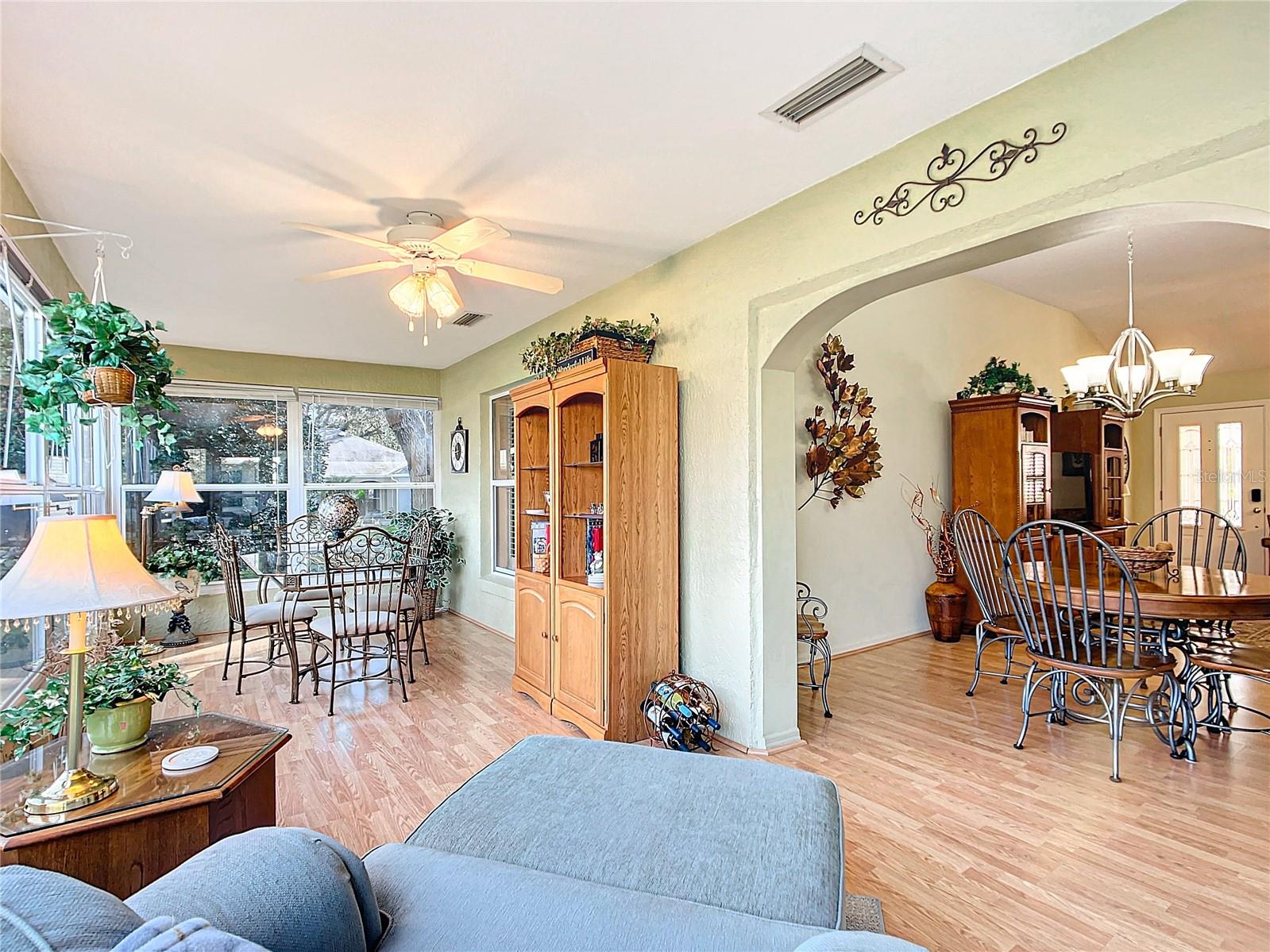 901 PASADENA WAY, LADY LAKE, FL, 32159