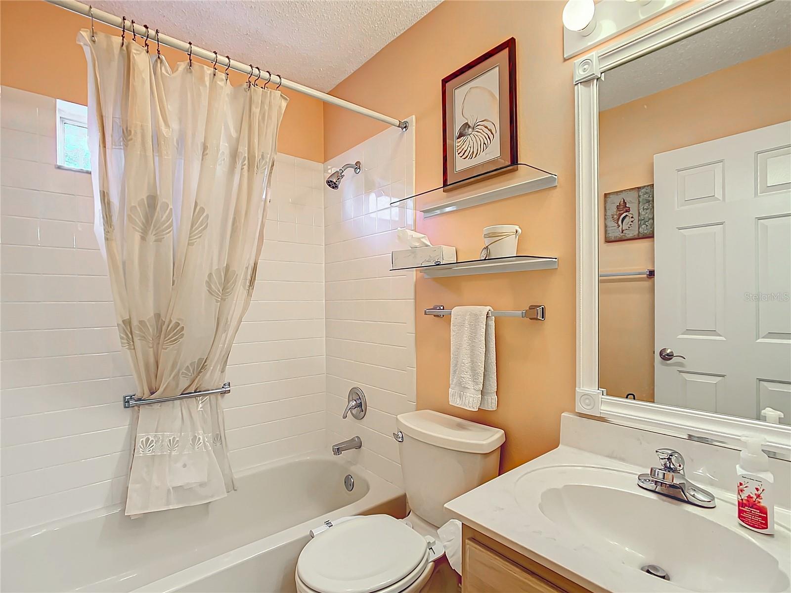 901 PASADENA WAY, LADY LAKE, FL, 32159