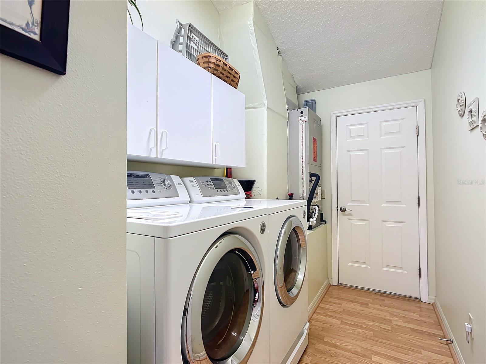 901 PASADENA WAY, LADY LAKE, FL, 32159