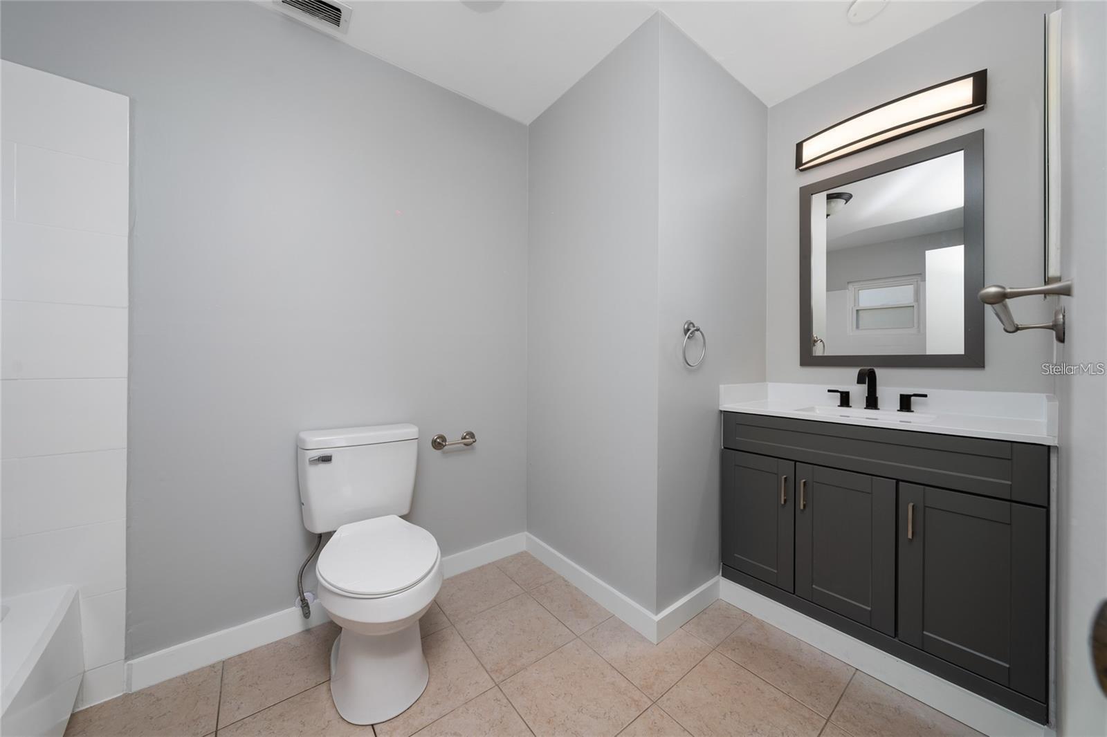 5660 MINUTE MAN CT, ORLANDO, FL, 32821