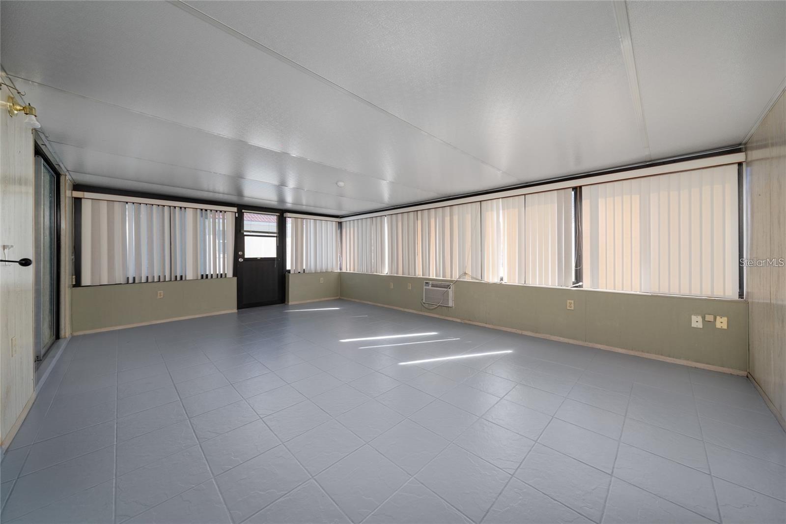 5660 MINUTE MAN CT, ORLANDO, FL, 32821