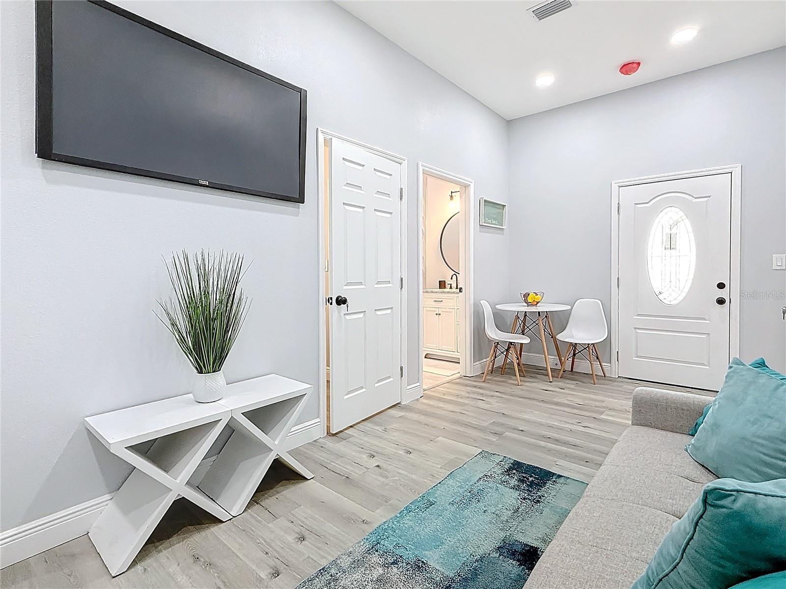 1103 S PROSPECT AVE, CLEARWATER, FL, 33756