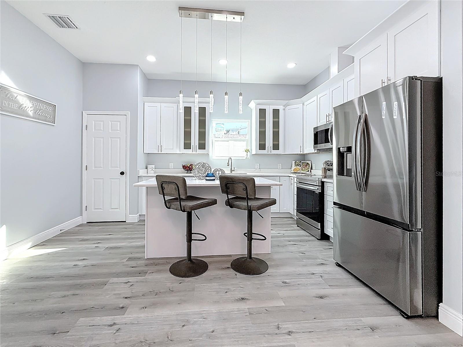 1103 S PROSPECT AVE, CLEARWATER, FL, 33756