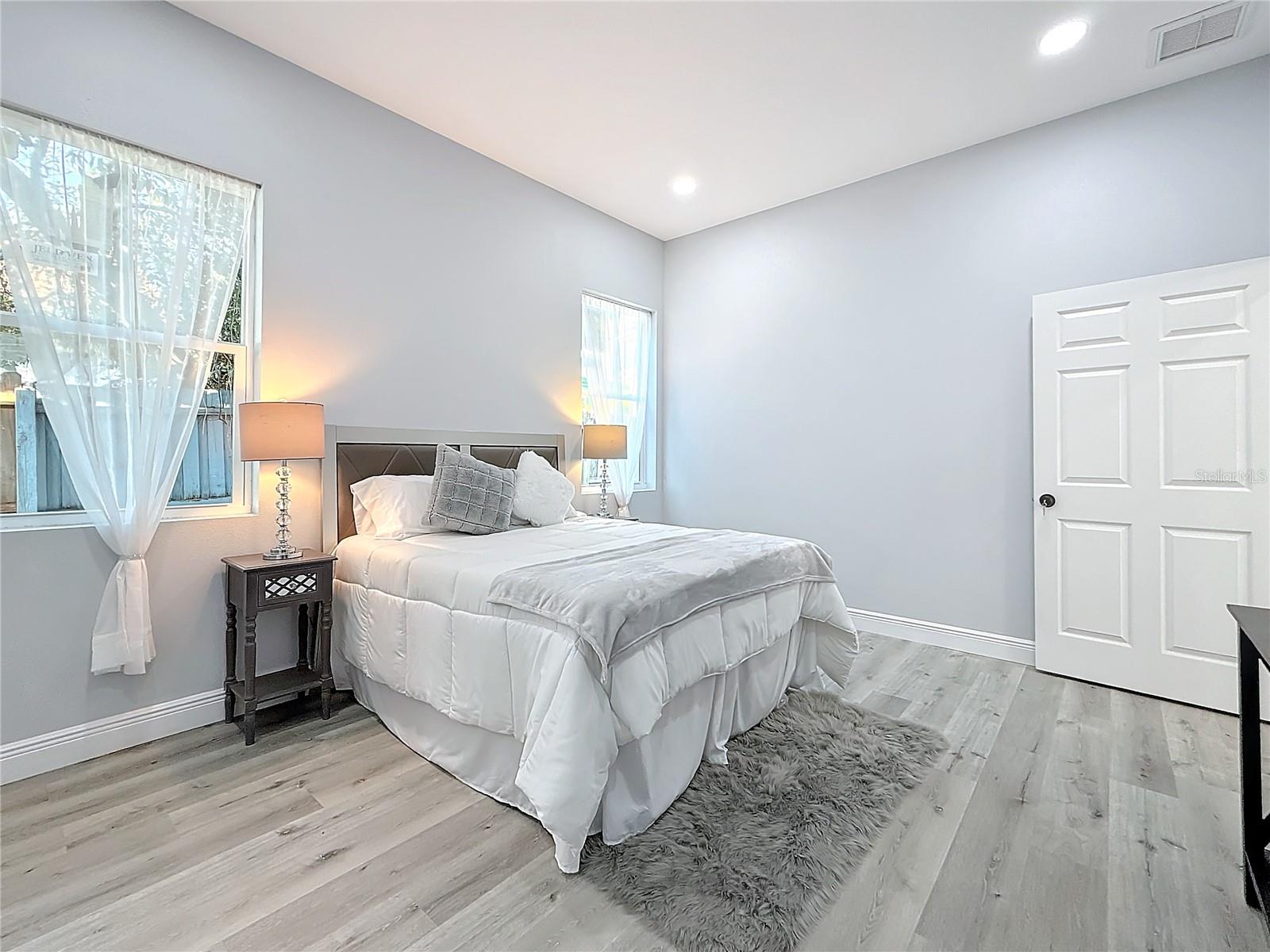 1103 S PROSPECT AVE, CLEARWATER, FL, 33756