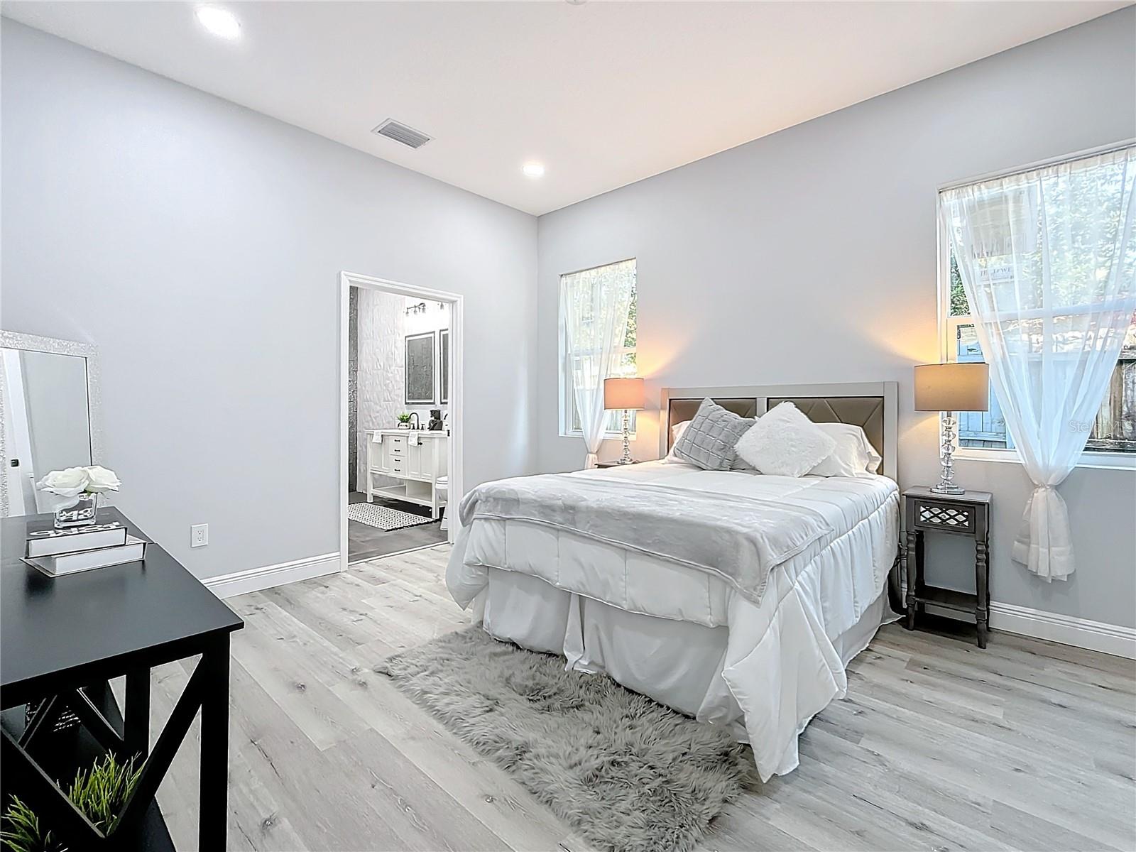 1103 S PROSPECT AVE, CLEARWATER, FL, 33756