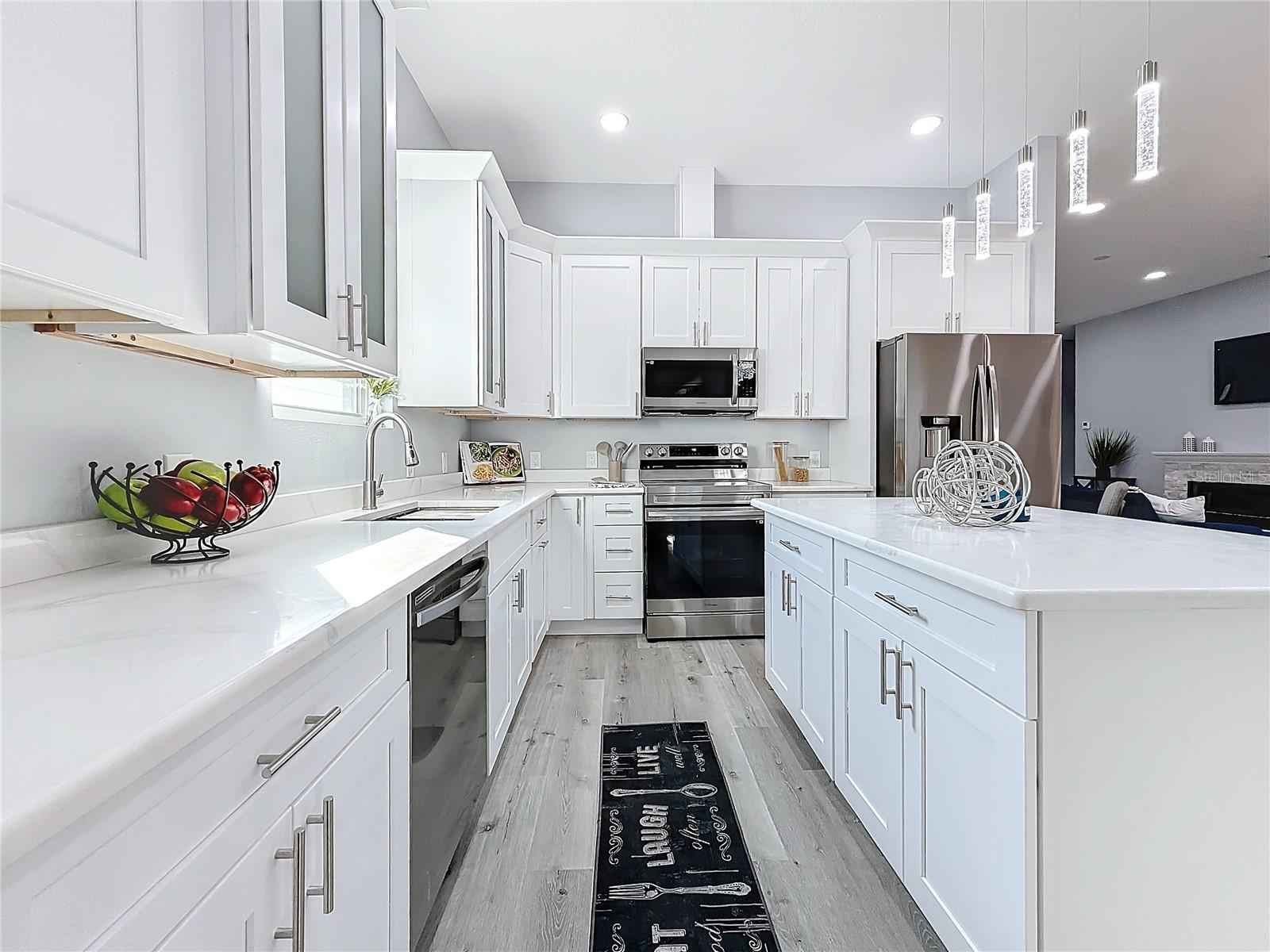 1103 S PROSPECT AVE, CLEARWATER, FL, 33756