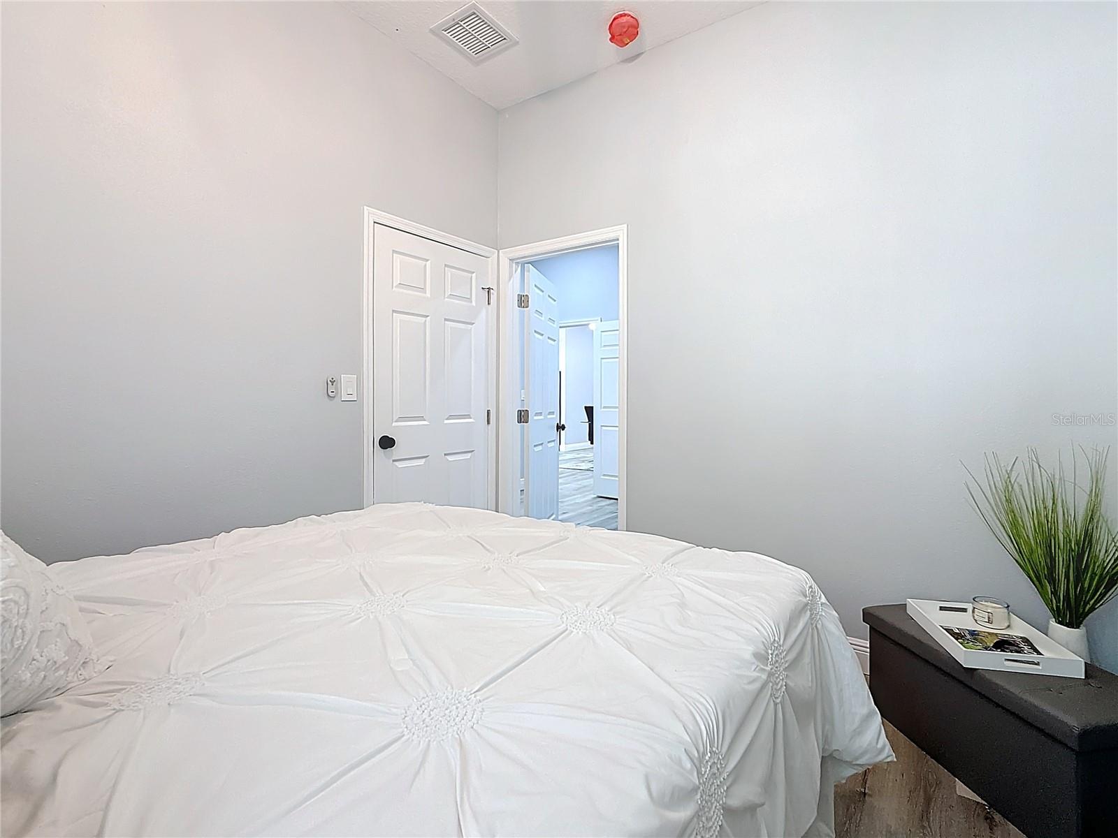 1103 S PROSPECT AVE, CLEARWATER, FL, 33756
