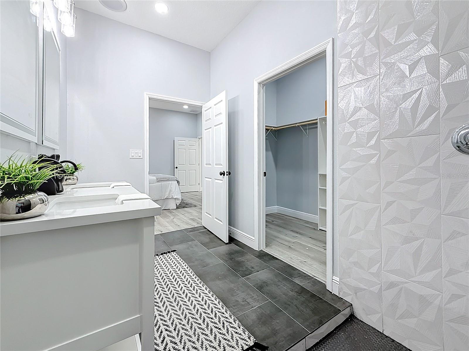 1103 S PROSPECT AVE, CLEARWATER, FL, 33756