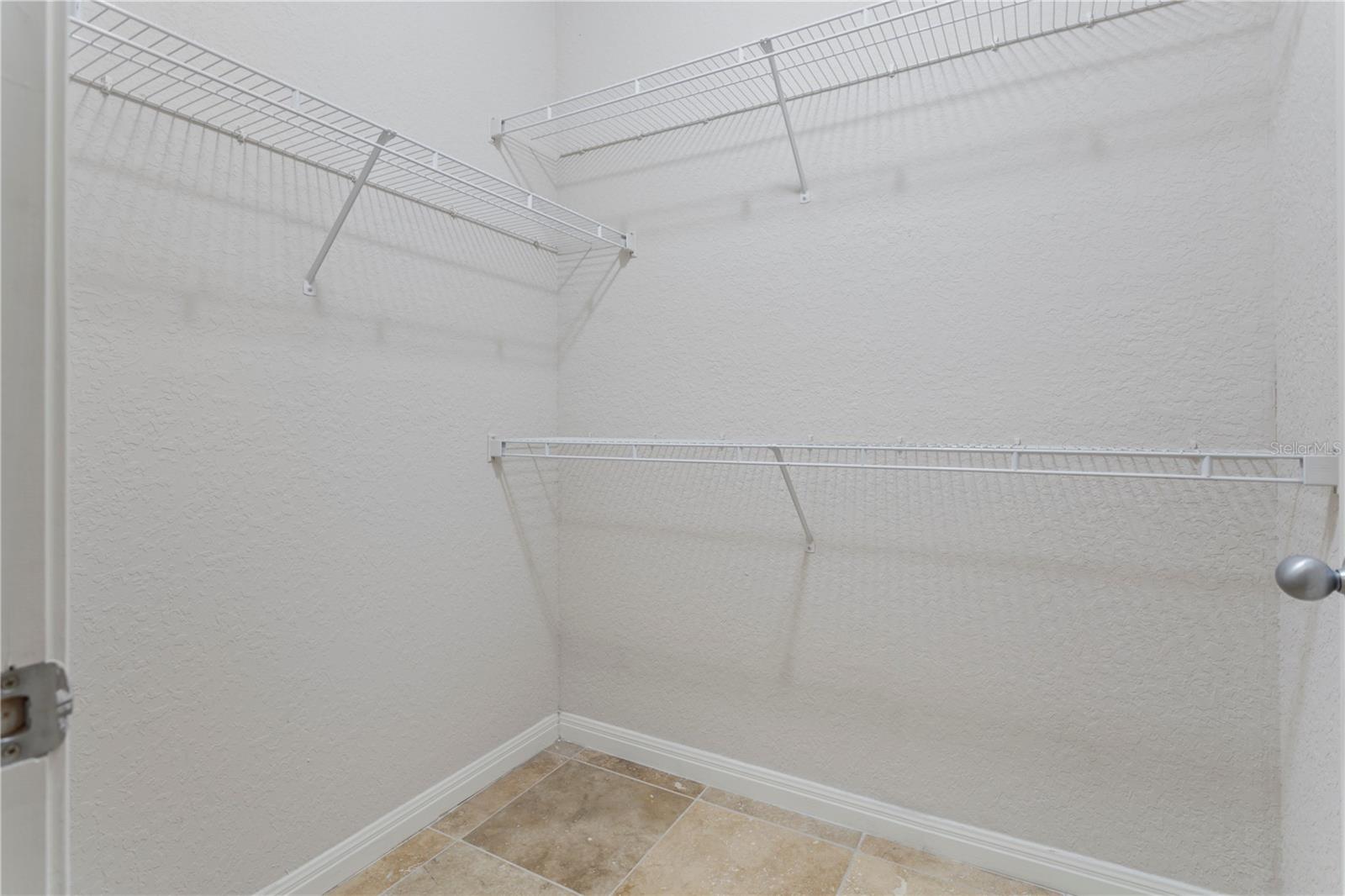 911 N ORANGE AVE #214, ORLANDO, FL, 32801