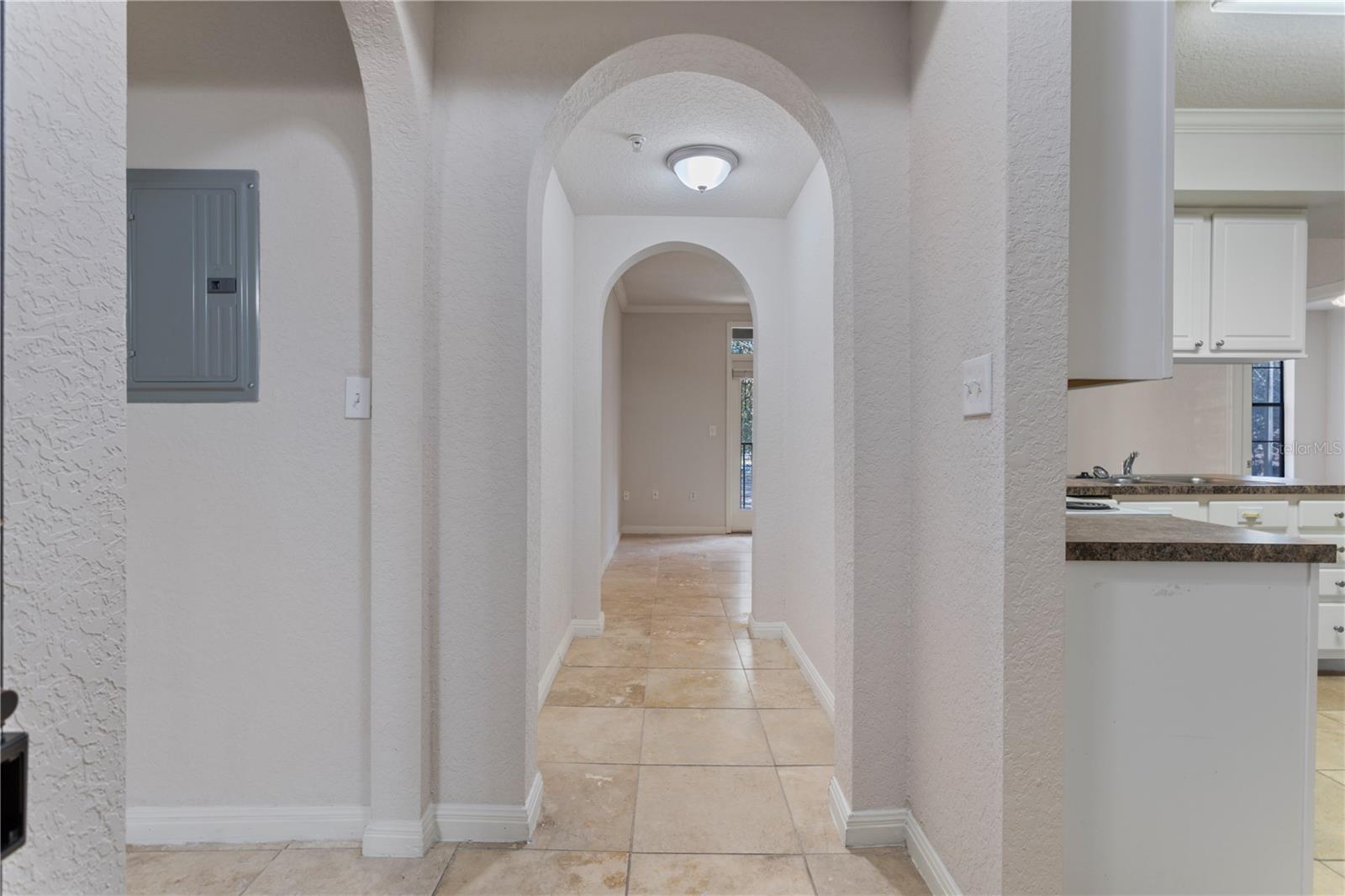 911 N ORANGE AVE #214, ORLANDO, FL, 32801