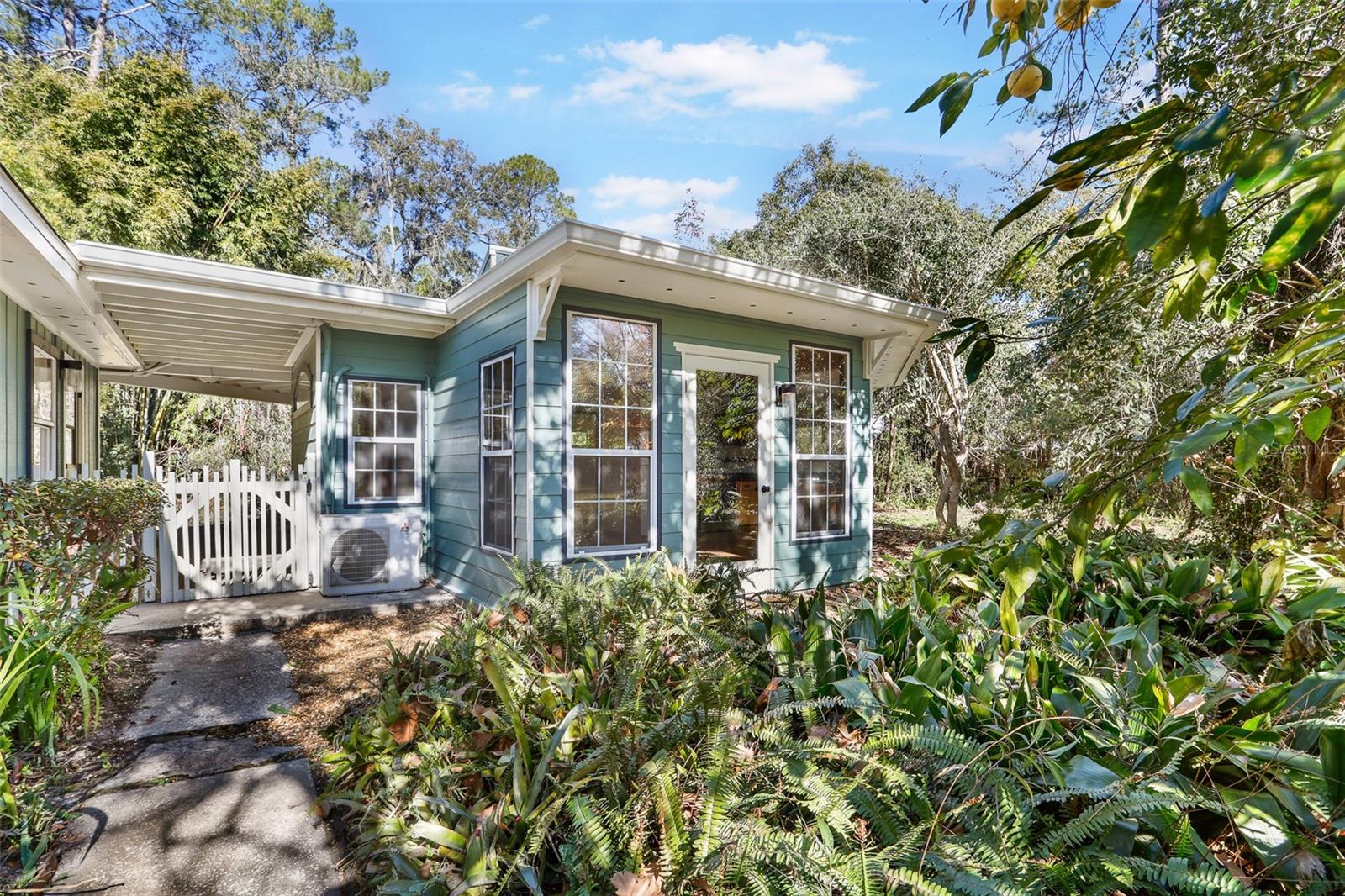 930 NE 12TH AVE, GAINESVILLE, FL, 32601