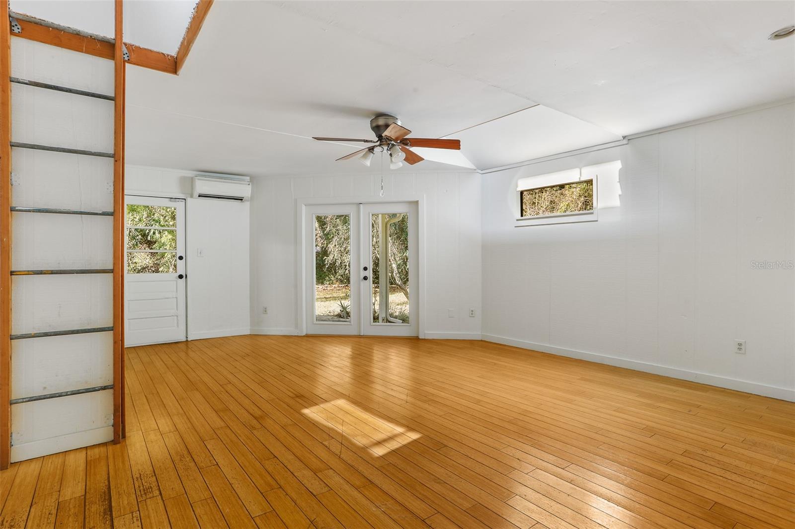 930 NE 12TH AVE, GAINESVILLE, FL, 32601