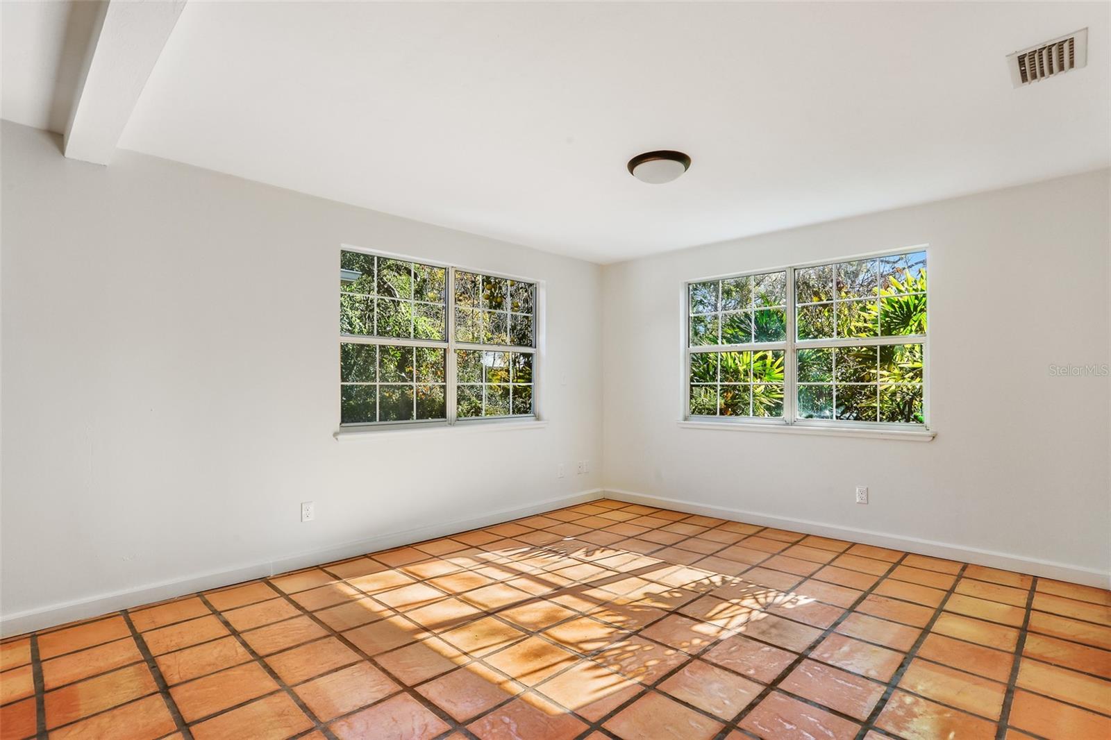 930 NE 12TH AVE, GAINESVILLE, FL, 32601