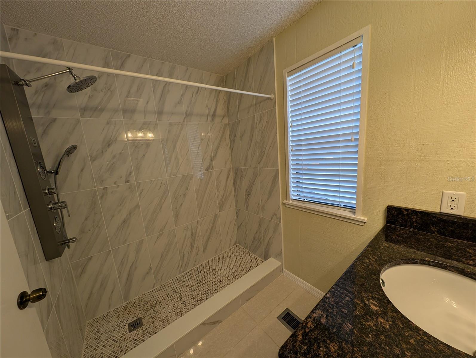 800 LAKE MARION DR, ALTAMONTE SPRINGS, FL, 32701