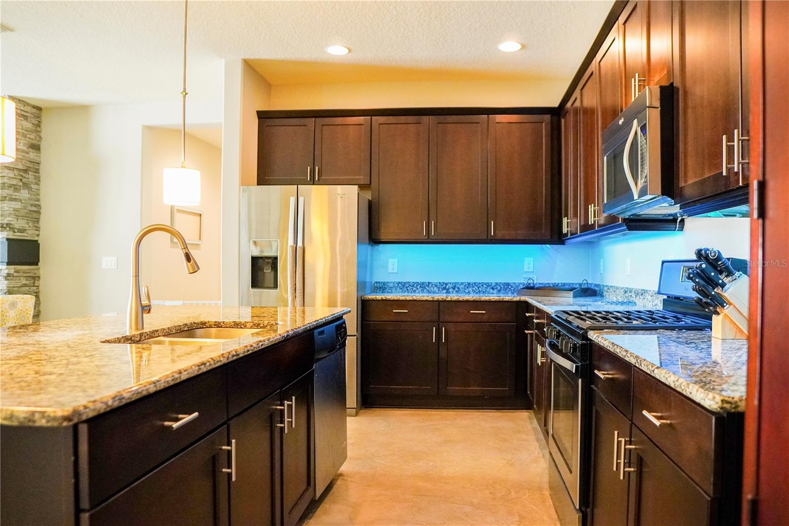 8134 TROPICAL KINGBIRD ST, WINTER GARDEN, FL, 34787