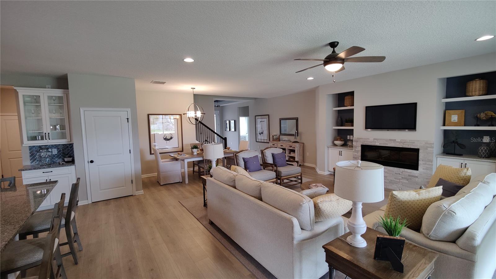 639 AVILA PL, HOWEY IN THE HILLS, FL, 34737