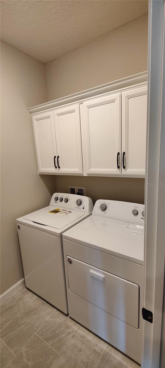 639 AVILA PL, HOWEY IN THE HILLS, FL, 34737