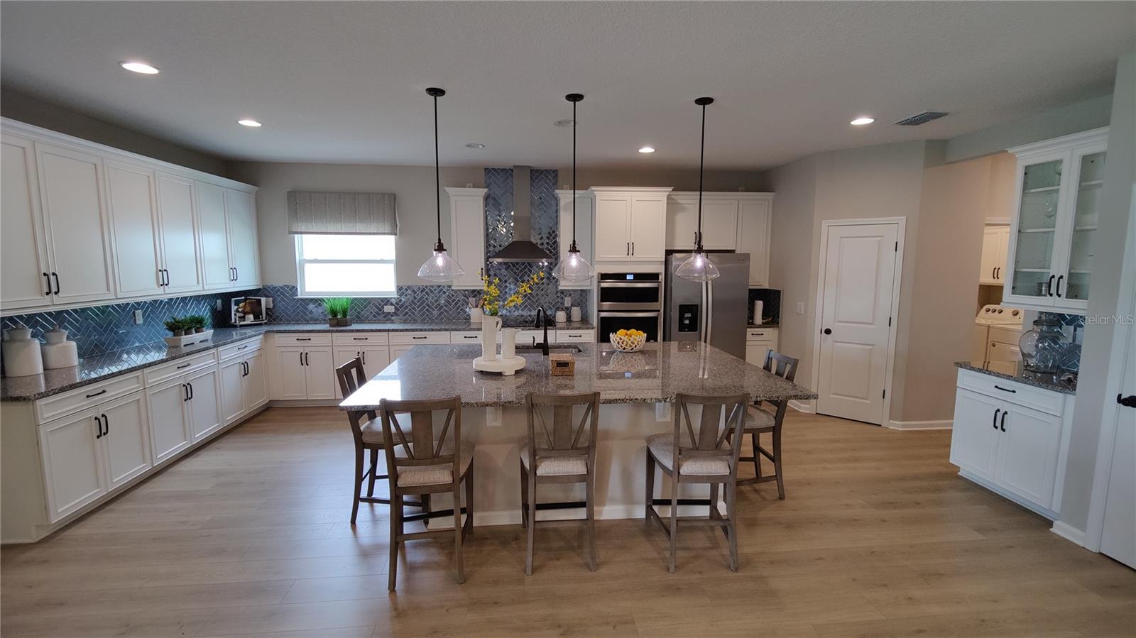 639 AVILA PL, HOWEY IN THE HILLS, FL, 34737