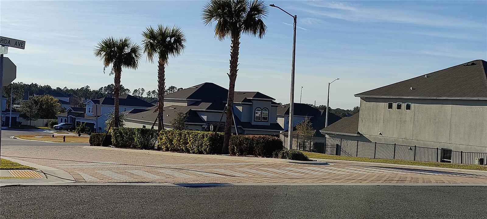 639 AVILA PL, HOWEY IN THE HILLS, FL, 34737