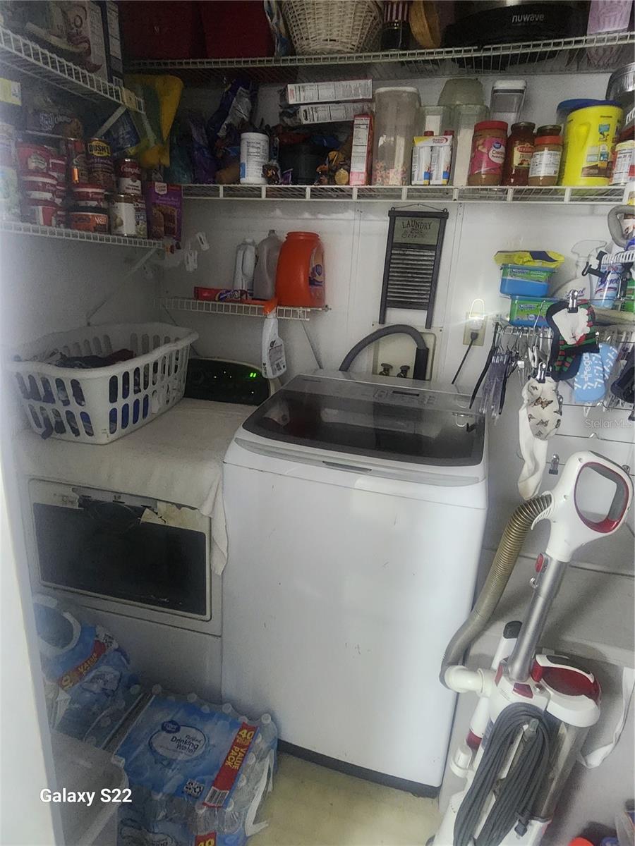 27328 MAGNOLIA AVE, OKAHUMPKA, FL, 34762