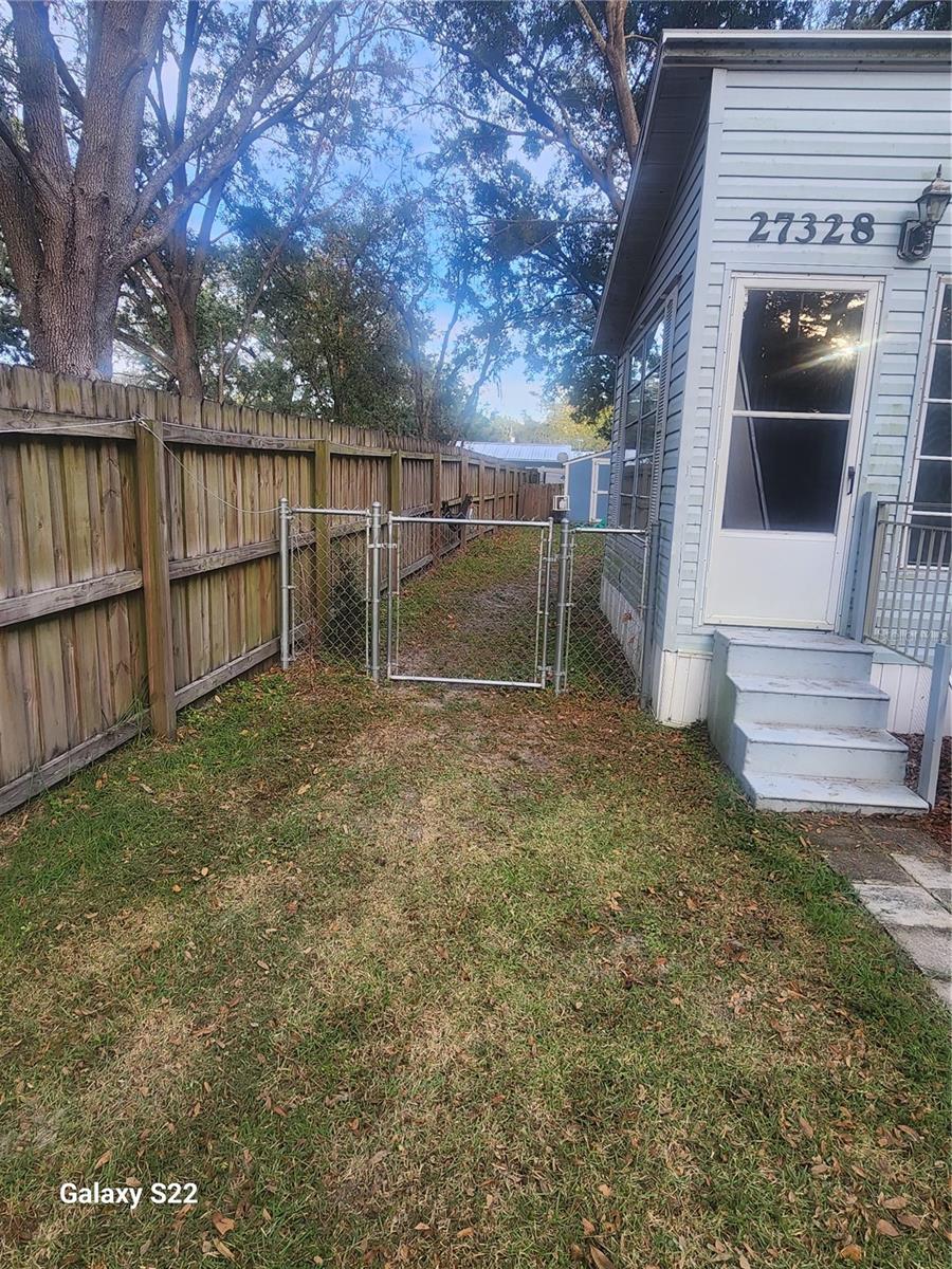 27328 MAGNOLIA AVE, OKAHUMPKA, FL, 34762