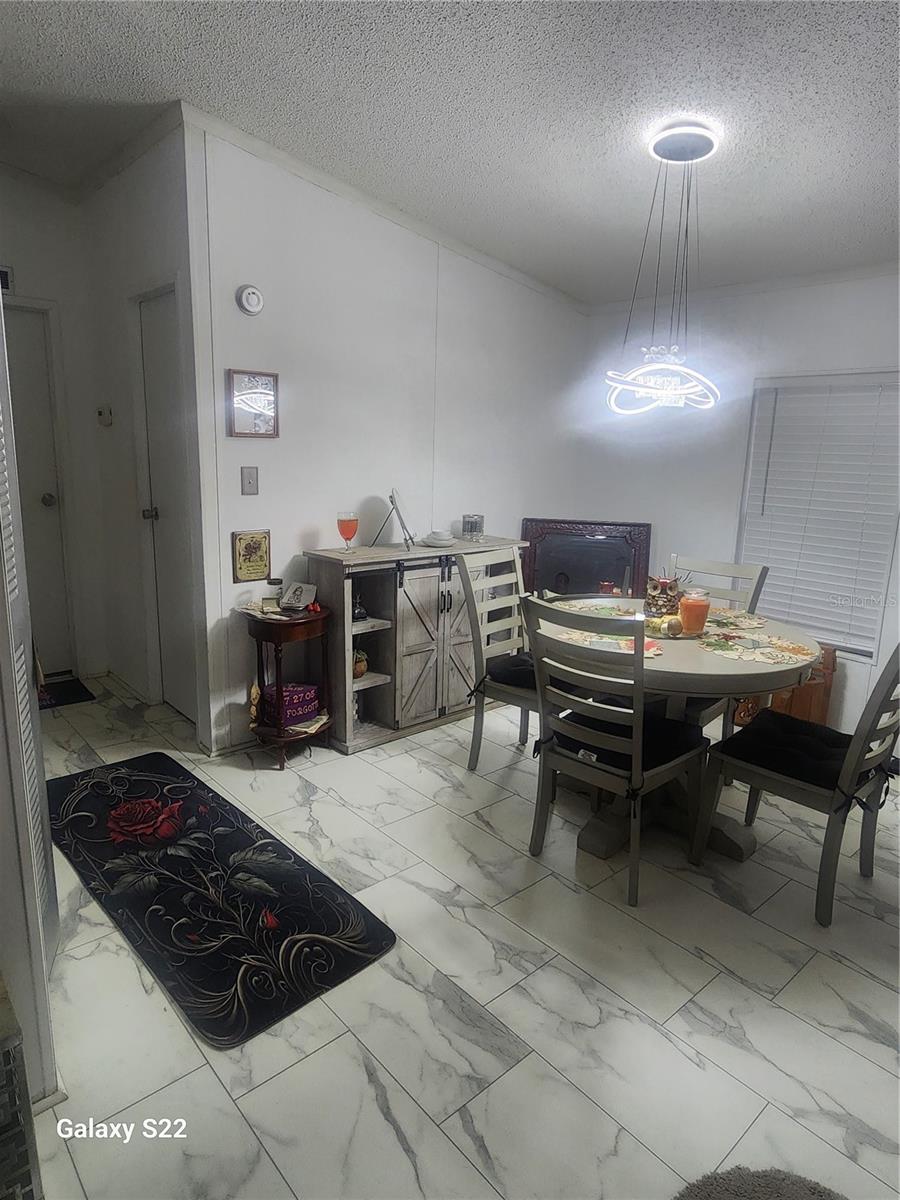 27328 MAGNOLIA AVE, OKAHUMPKA, FL, 34762