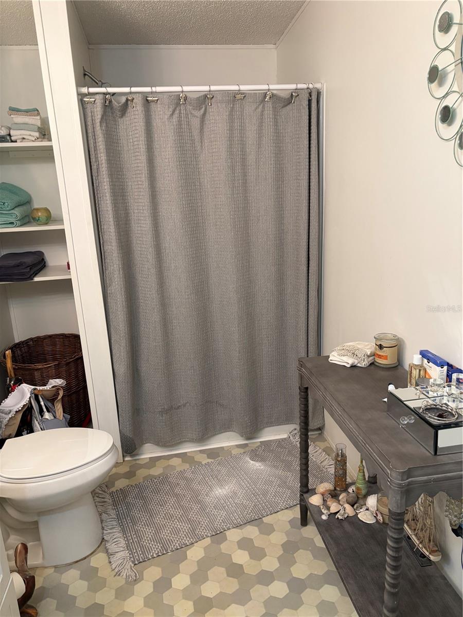 27328 MAGNOLIA AVE, OKAHUMPKA, FL, 34762