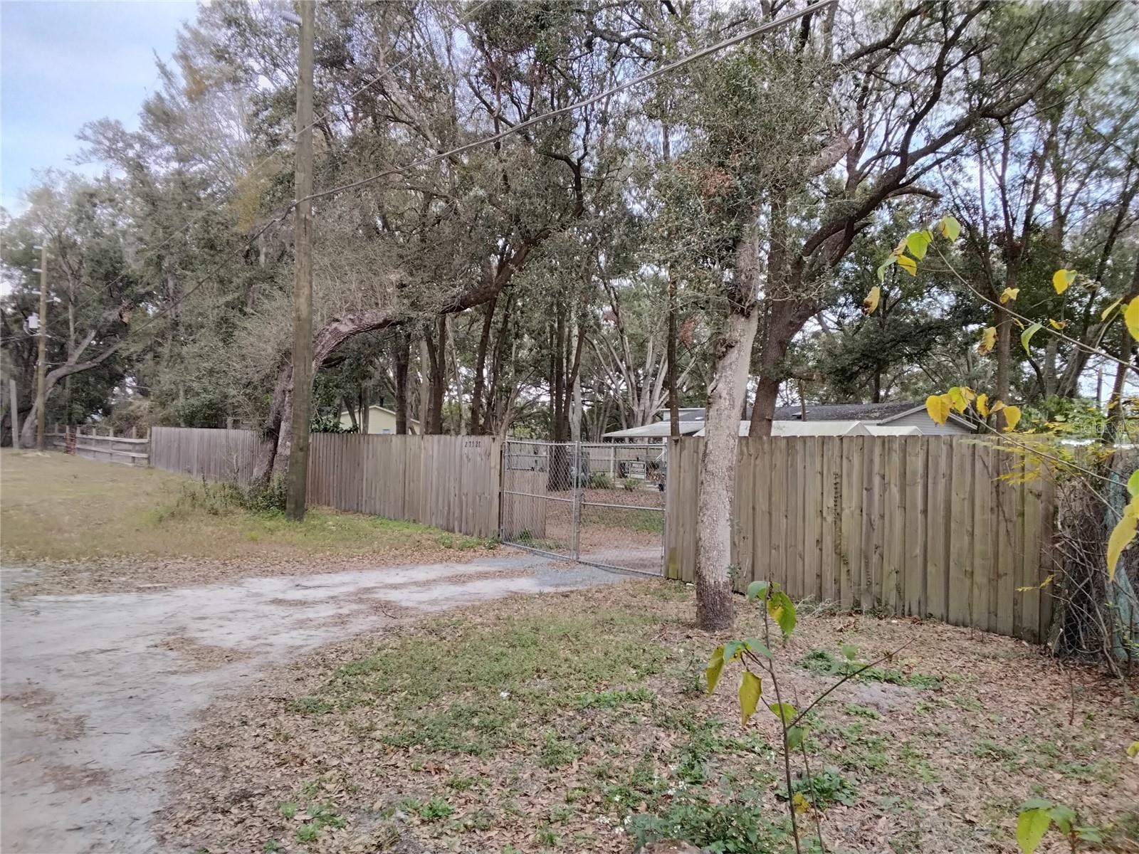 27328 MAGNOLIA AVE, OKAHUMPKA, FL, 34762