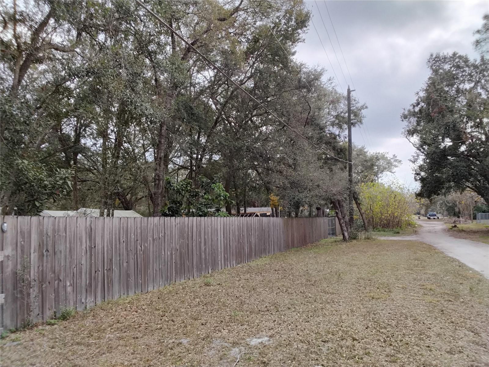 27328 MAGNOLIA AVE, OKAHUMPKA, FL, 34762